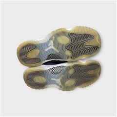 Jordan 11 Retro 'Cool Grey' 2021 (GS) Size 6.5Y 378038-005